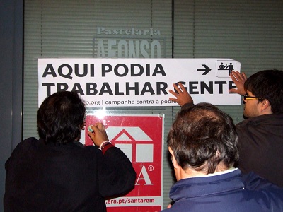 Acção do Bloco nas ruas de Santarém.