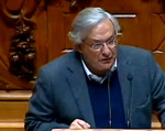 Fernando Rosas diz que o incumprimento das contrapartidas é uma perda semelhante ao valor que o PS quer arrecadar com privatização dos Correios