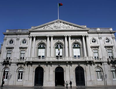 Bloco diz que executivo de António Costa continua a 