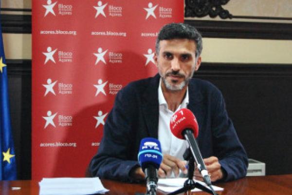 “Açores têm de passar a ser uma base para a paz e não para a guerra”