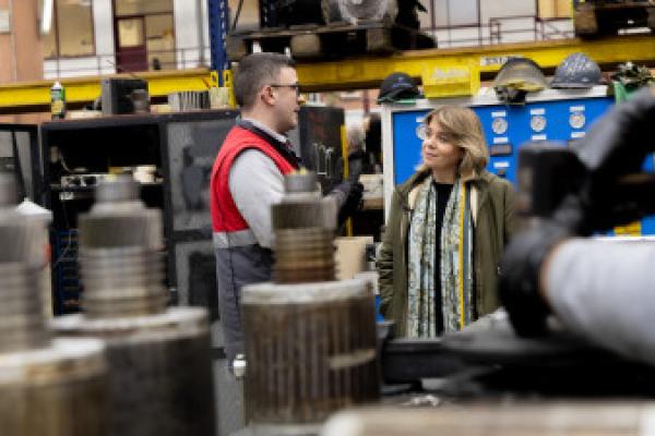 “O país precisa de uma Presidente exigente e que defende quem trabalha”