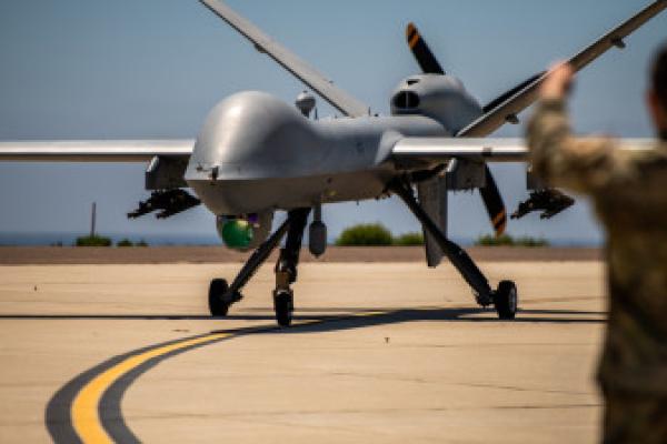 “Drones assassinos” montados na Base das Lajes: Bloco pede explicações a Melo e Rangel