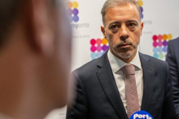 Bloco/Porto acusa Pedro Duarte de “despejar pessoas à sua sorte”