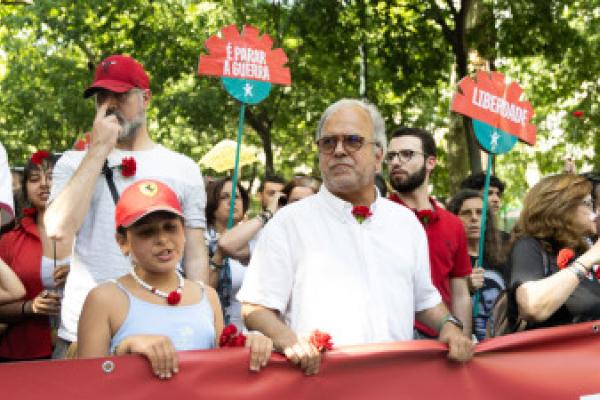 Escrutínio dos financiadores dos partidos “deve ser feito com liberdade”