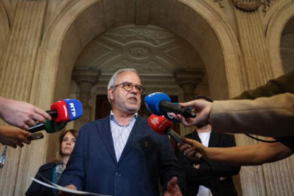 Bloco apresenta queixa na PGR sobre uso da Base das Lajes para ataque ilegal ao Irão