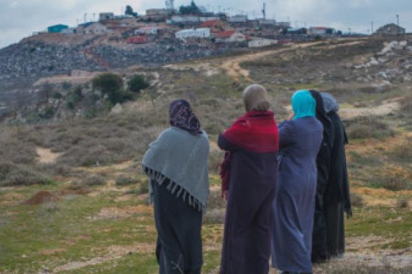 Bloco quer que o Governo aplique as sanções que prometeu contra a colonização israelita
