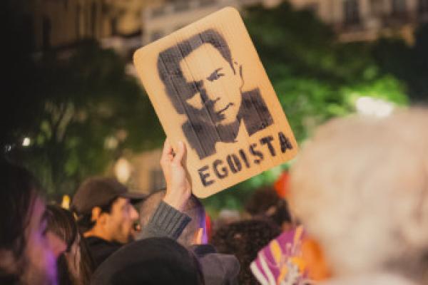 “O Governo esconde‑se atrás da polícia para não resolver os problemas da habitação”