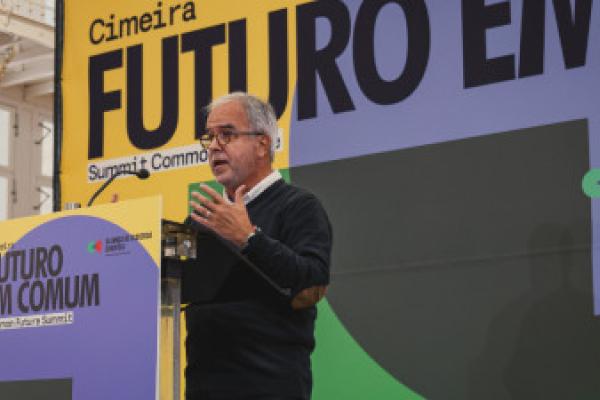 Um governo que só responde à crise da habitação com repressão “é um enxovalho para a democracia”